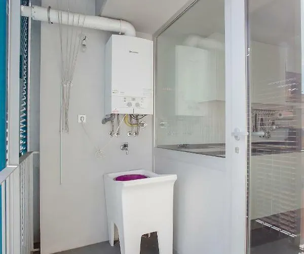 Liiiving In | Bright Light Διαμέρισμα