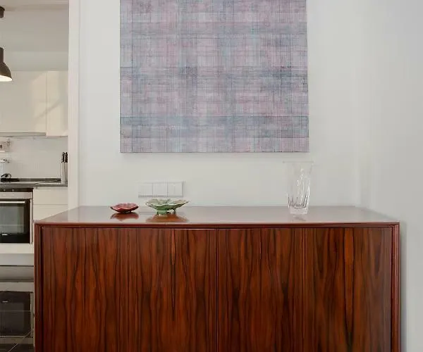 Liiiving In | Bright Light * بورتو